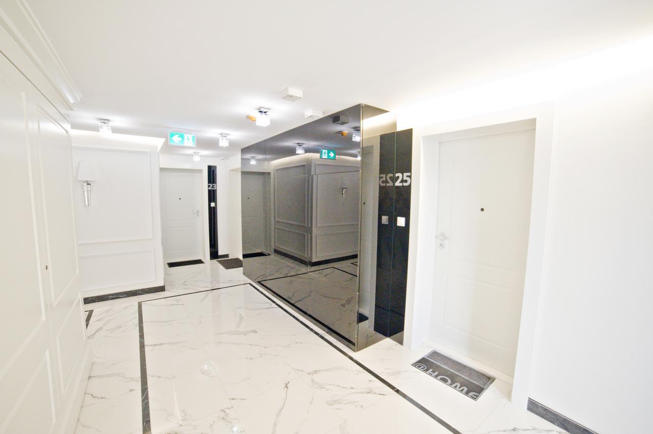 Grand Apartments Tartaczna Deluxe グダニスク エクステリア 写真